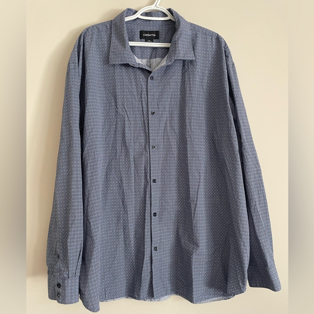 Claiborne Blue Pattern Button Down Shirt